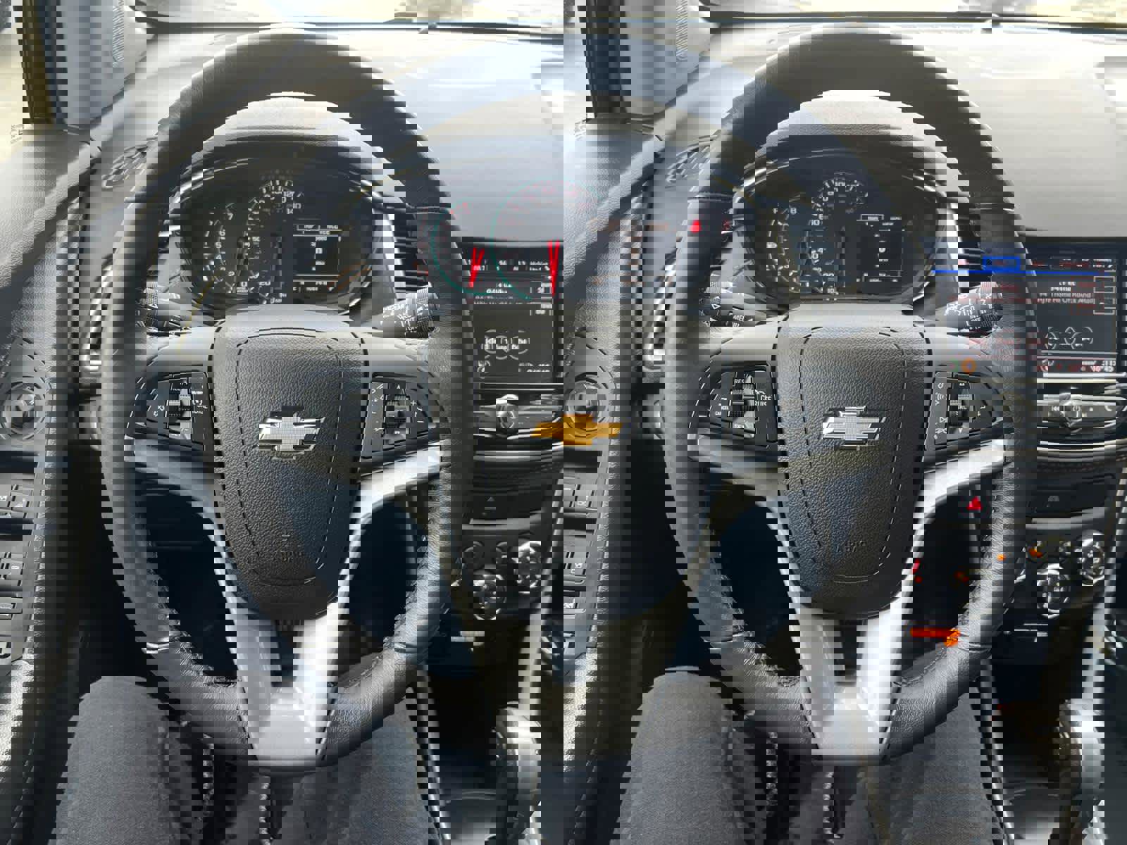 Certified 2022 Chevrolet Trax LT w/ LT Convenience Package image 16