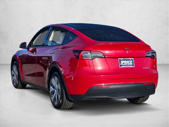 Used 2022 Tesla Model Y Long Range image 8