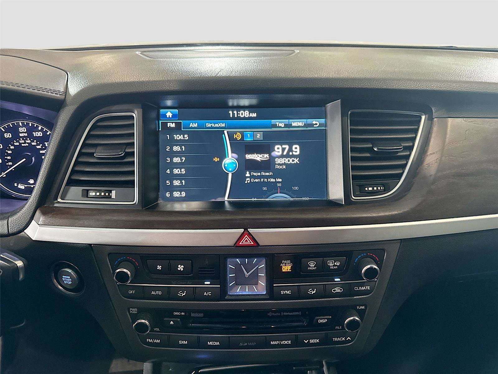 Used 2017 Genesis G80 3.8 w/ Option Group 03 image 9