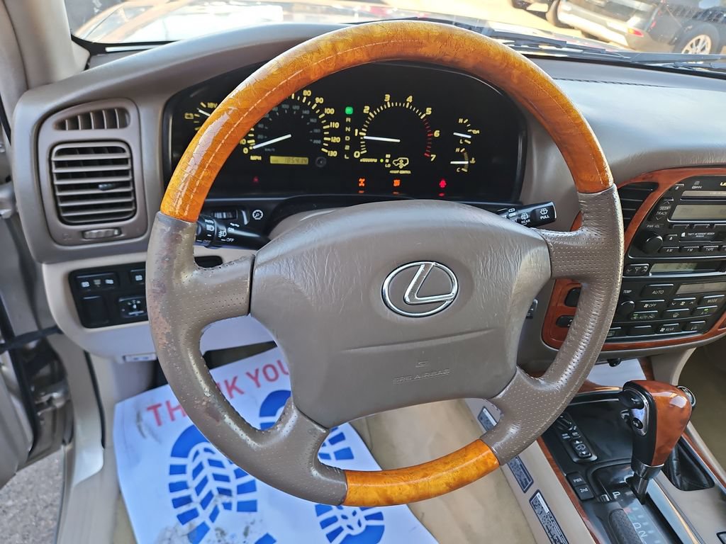 Used 2001 Lexus LX 470 4WD image 14