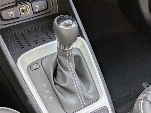 New 2025 Hyundai Venue Limited image 17