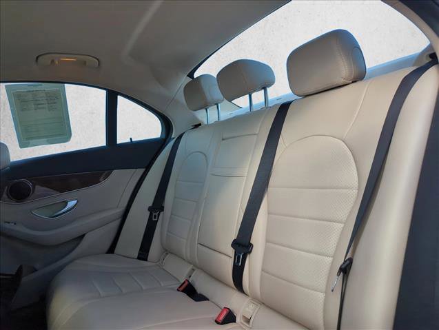 Used 2015 Mercedes-Benz C 300 4MATIC Sedan image 21