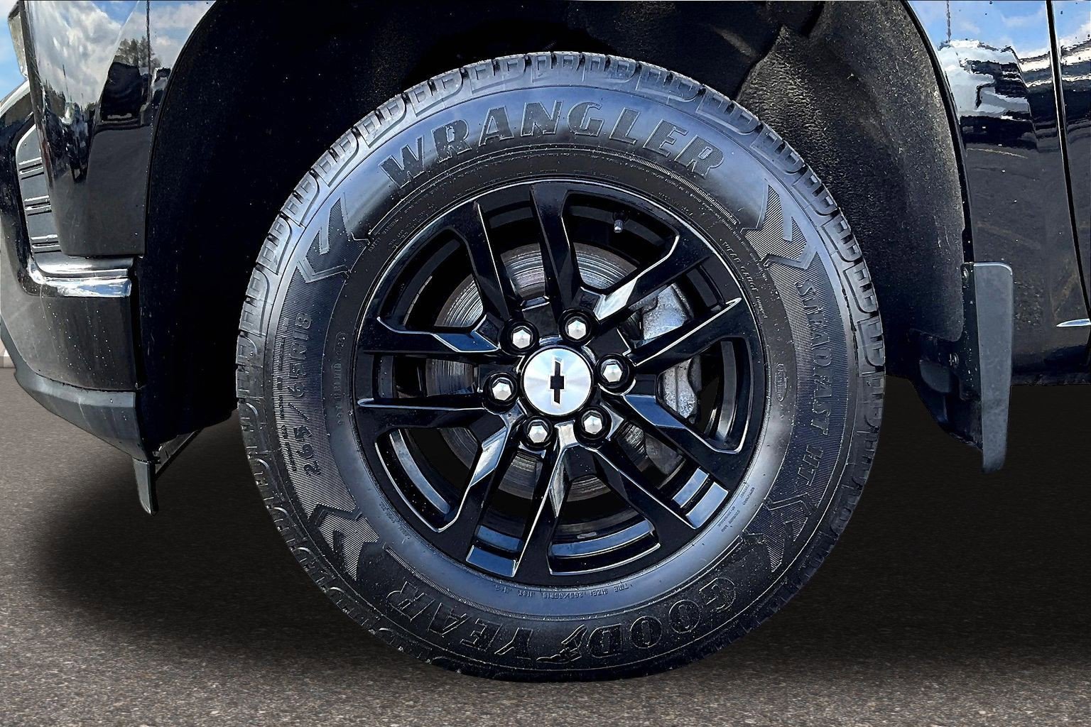 Used 2020 Chevrolet Silverado 1500 RST w/ All-Star Edition AWD/4WD image 25