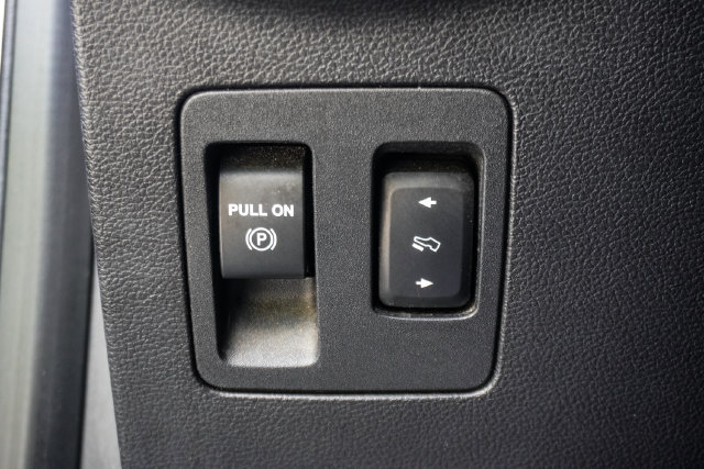 Used 2018 Ford F150 XLT w/ Equipment Group 302A Luxury AWD/4WD image 10