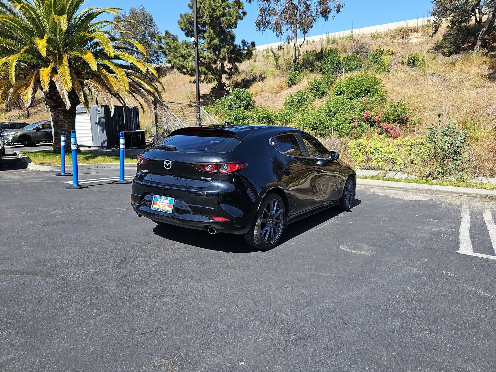 Used 2019 MAZDA MAZDA3 Hatchback w/ Preferred Package FWD image 7