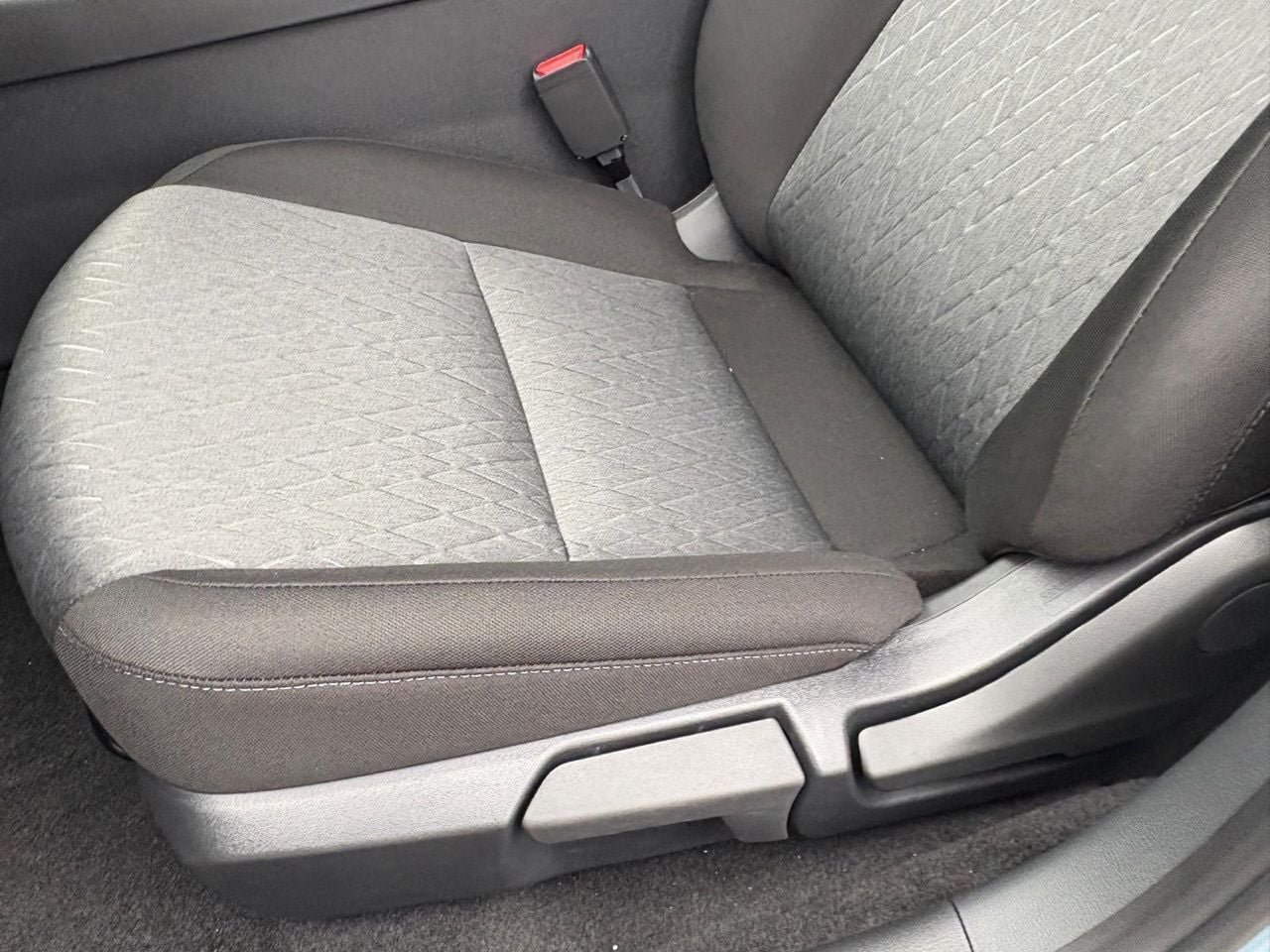 New 2026 Nissan Sentra SV w/ SV Convenience Package FWD image 19