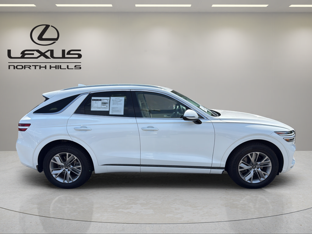 Used 2023 Genesis GV70 2.5T AWD/4WD image 5