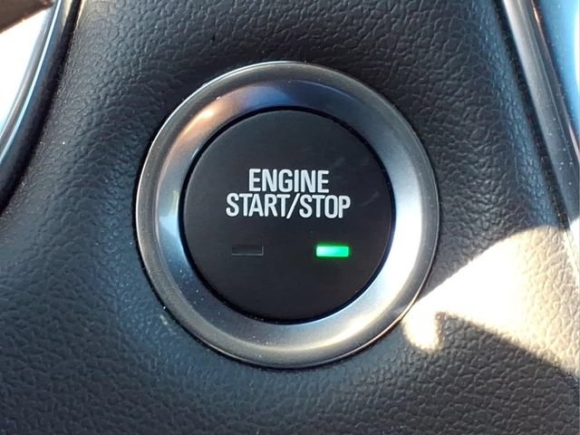 Used 2023 Chevrolet Traverse LT FWD image 25