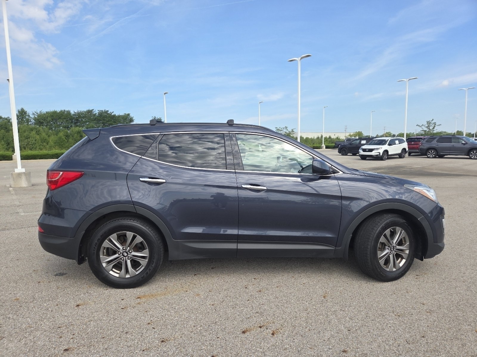Used 2016 Hyundai Santa Fe Sport w/ Option Group 02 AWD/4WD image 17