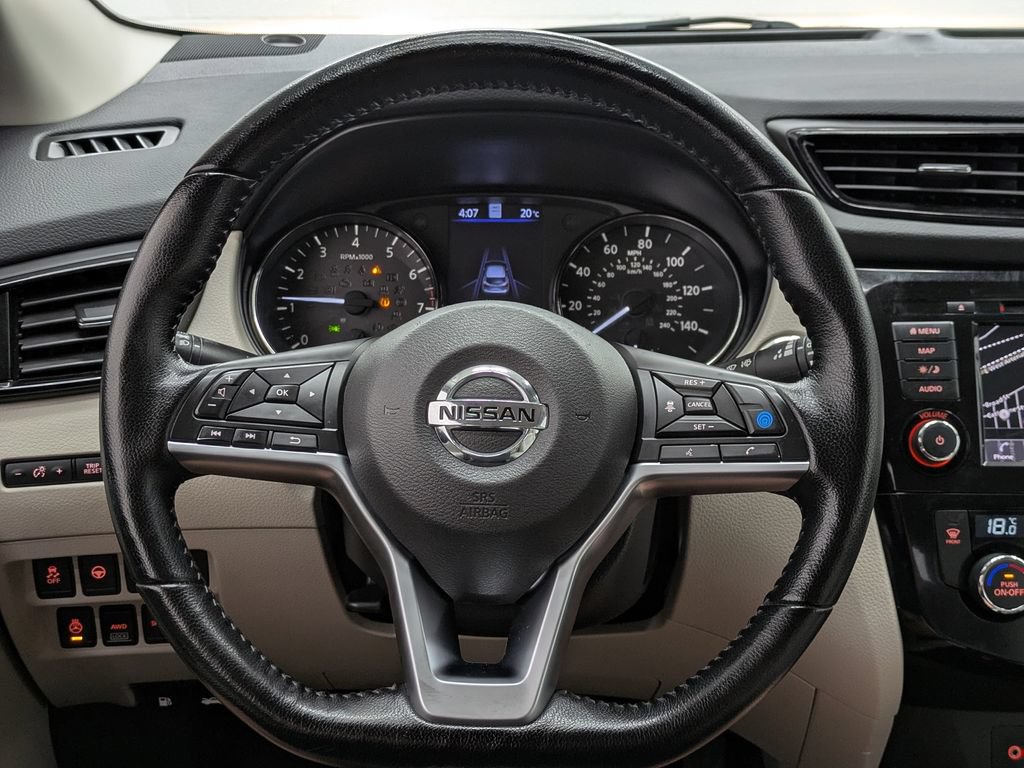 Used 2021 Nissan Rogue Sport SV AWD/4WD image 35