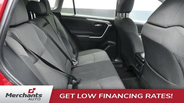 Used 2022 Toyota RAV4 XLE FWD image 13