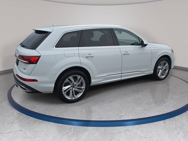 Used 2022 Audi Q7 3.0T Premium Plus w/ Premium Plus Package AWD/4WD image 5