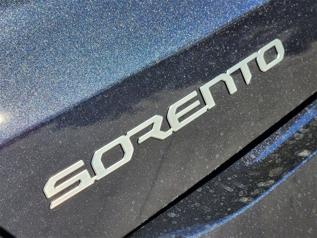 New 2026 Kia Sorento S w/ S Panoramic Sunroof Package image 8