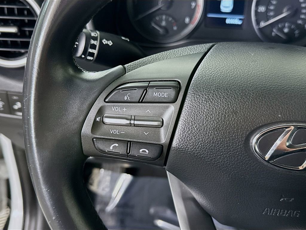 Used 2018 Hyundai Kona SEL image 20