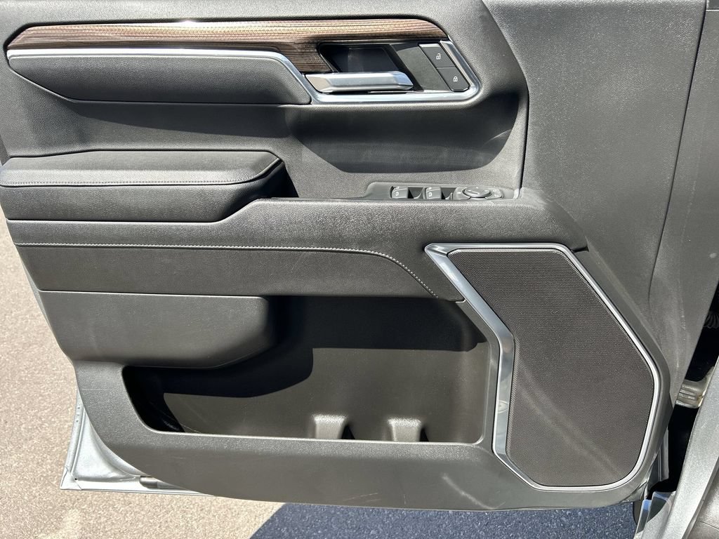 Used 2023 Chevrolet Silverado 1500 RST RWD image 22