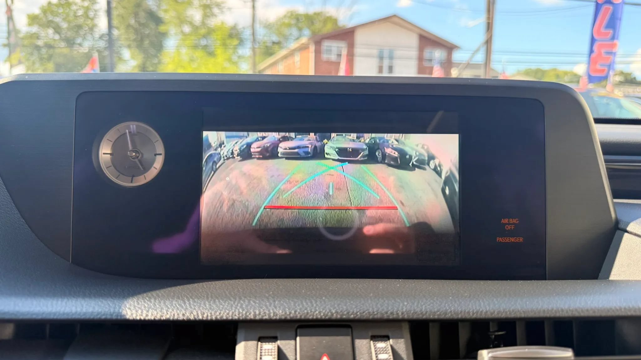 Used 2021 Lexus ES 300h w/ Premium Package FWD image 23