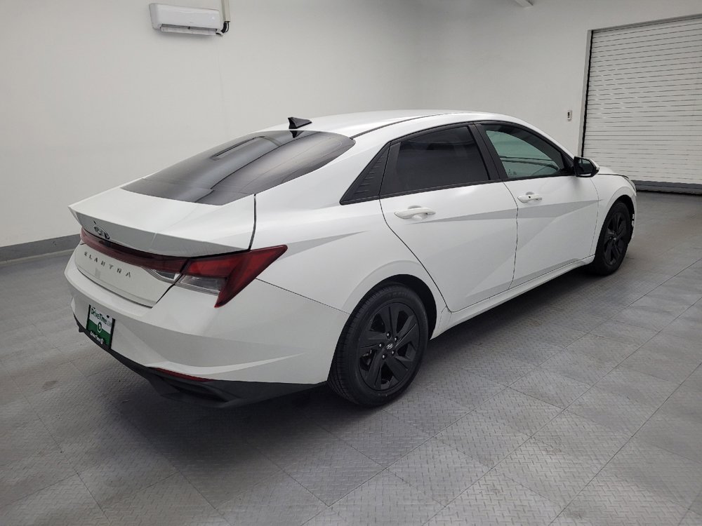 Used 2021 Hyundai Elantra SEL FWD image 10