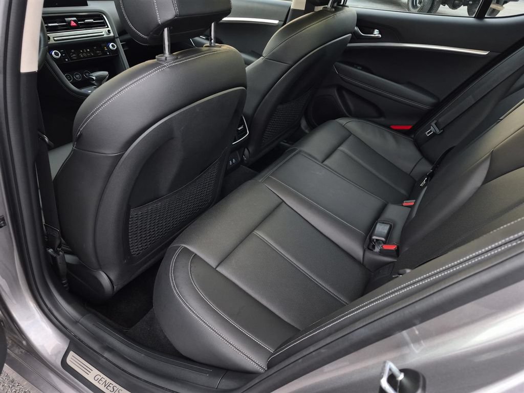 Used 2026 Genesis G70 2.5T RWD image 14