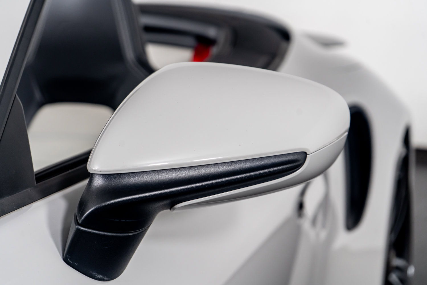 Used 2022 Porsche 911 Turbo image 27