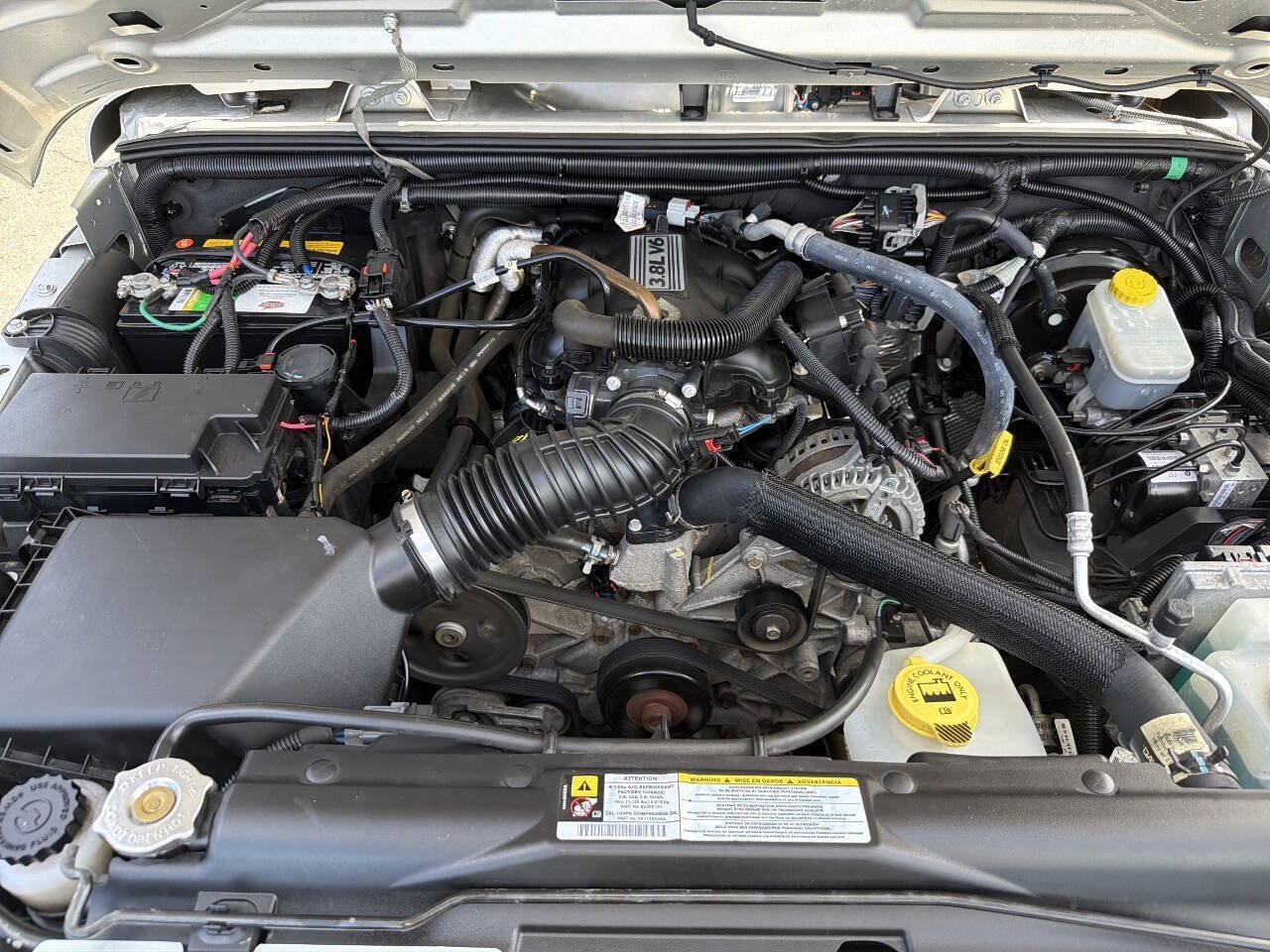 Used 2010 Jeep Wrangler Sport AWD/4WD image 12