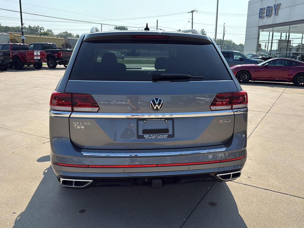 Used 2022 Volkswagen Atlas SEL Premium image 5