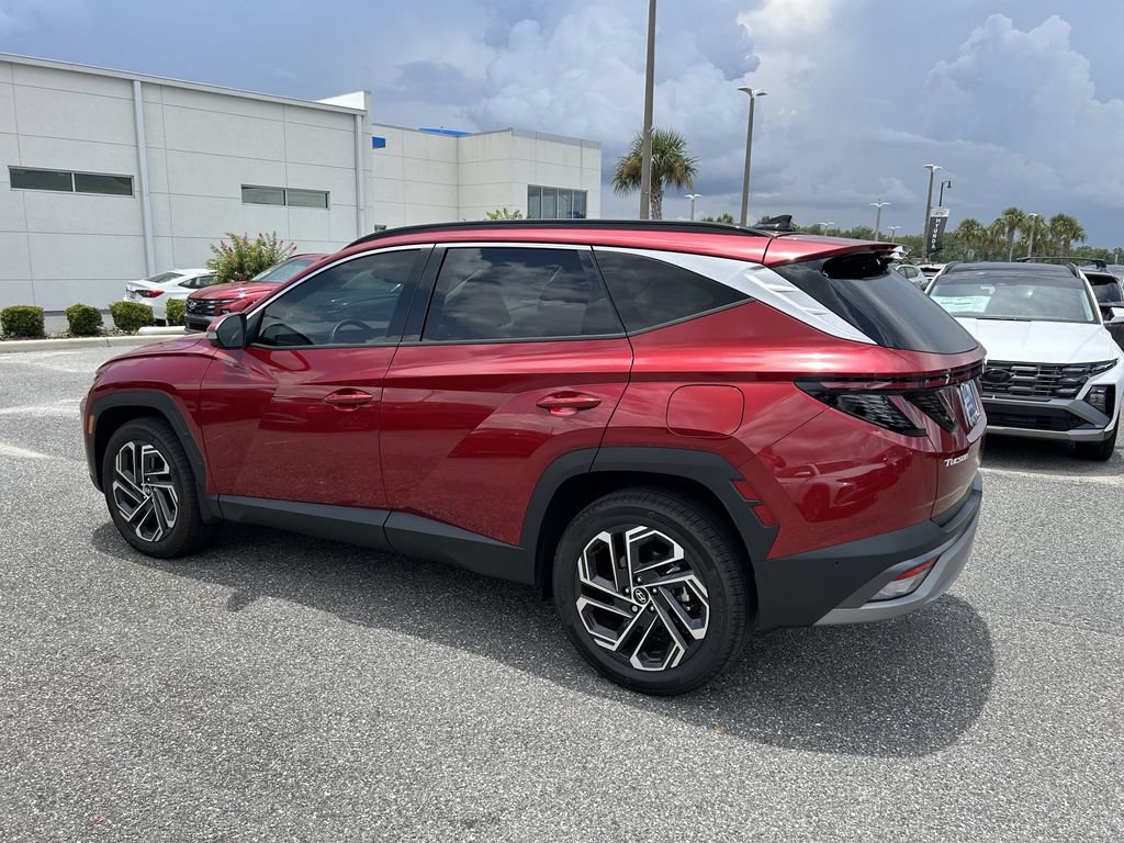 Used 2025 Hyundai Tucson Limited AWD/4WD image 7
