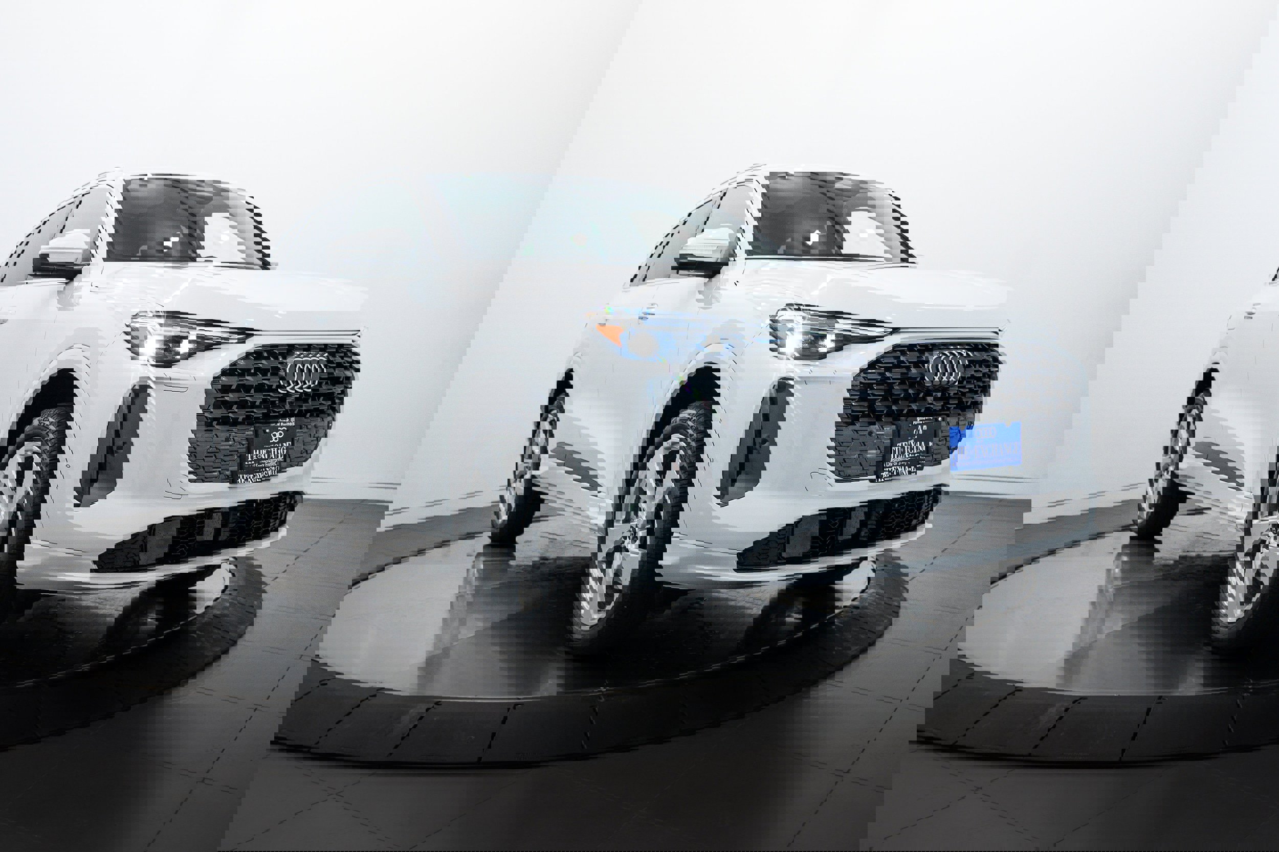 New 2025 Audi Q5 Premium Plus image 2