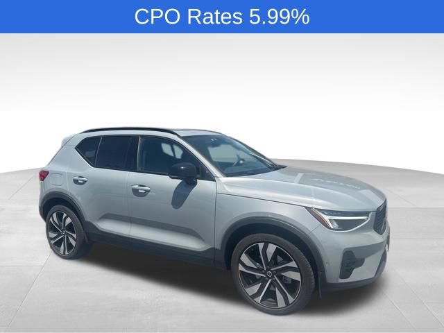 Certified 2024 Volvo XC40 B5 Plus w/ Protection Package Premier