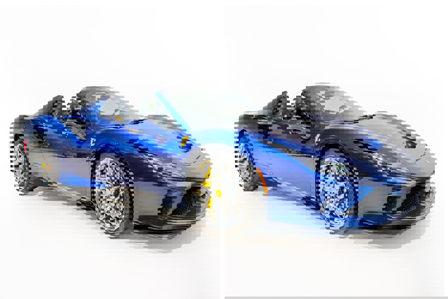 Used 2023 Ferrari F8 Tributo image 21