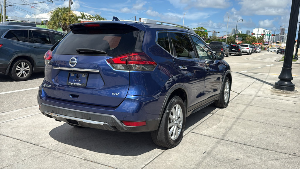 Used 2019 Nissan Rogue SV FWD image 13