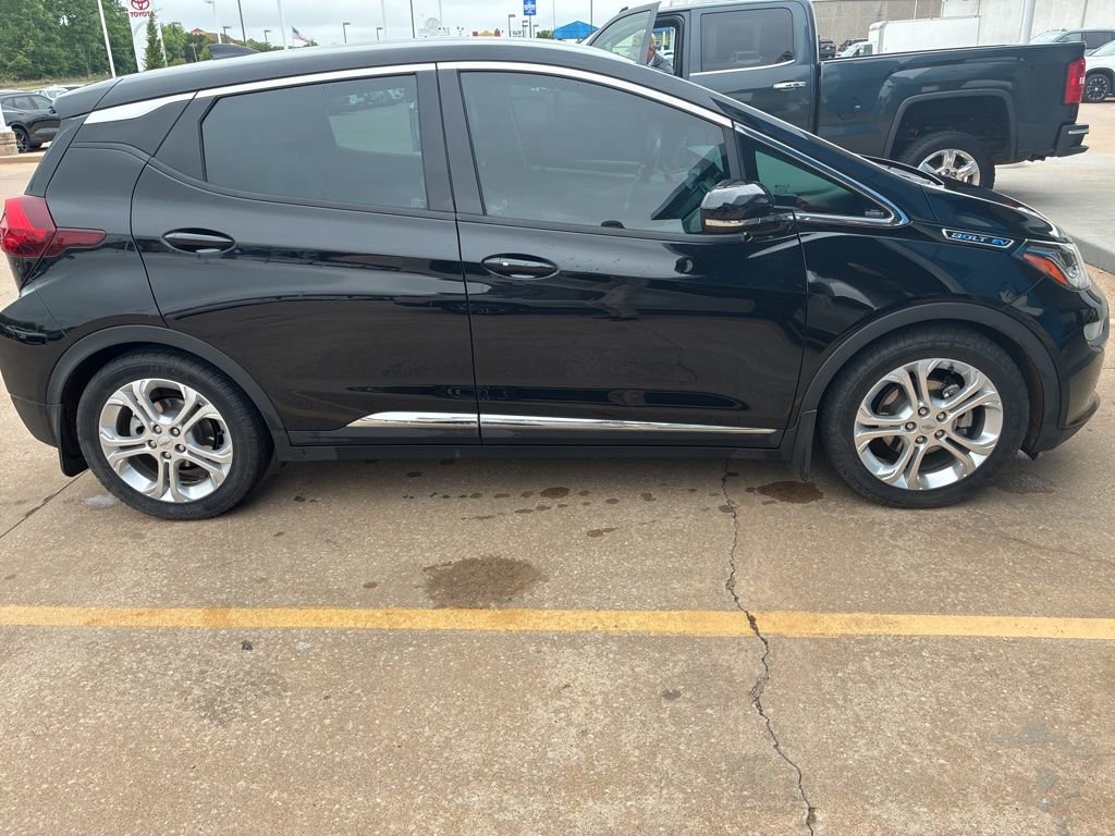 Used 2020 Chevrolet Bolt LT FWD image 5