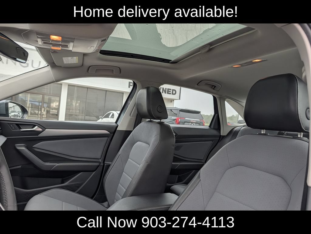 Used 2026 Volkswagen Jetta SE FWD image 28