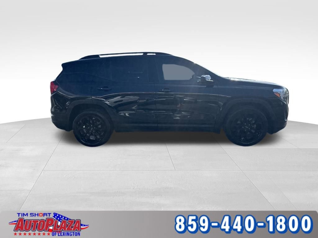 Used 2021 GMC Terrain SLE w/ Elevation Edition image 5