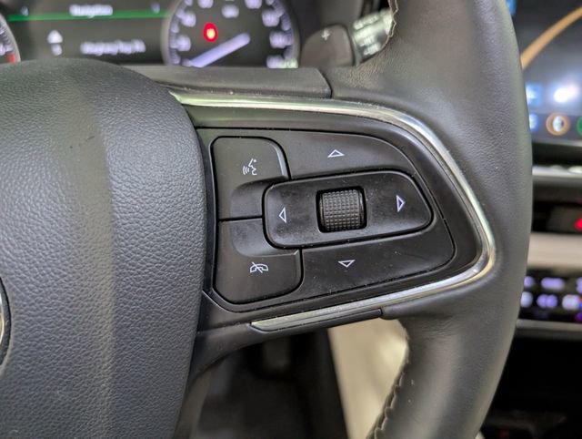 Used 2023 Buick Envision Avenir AWD/4WD image 20