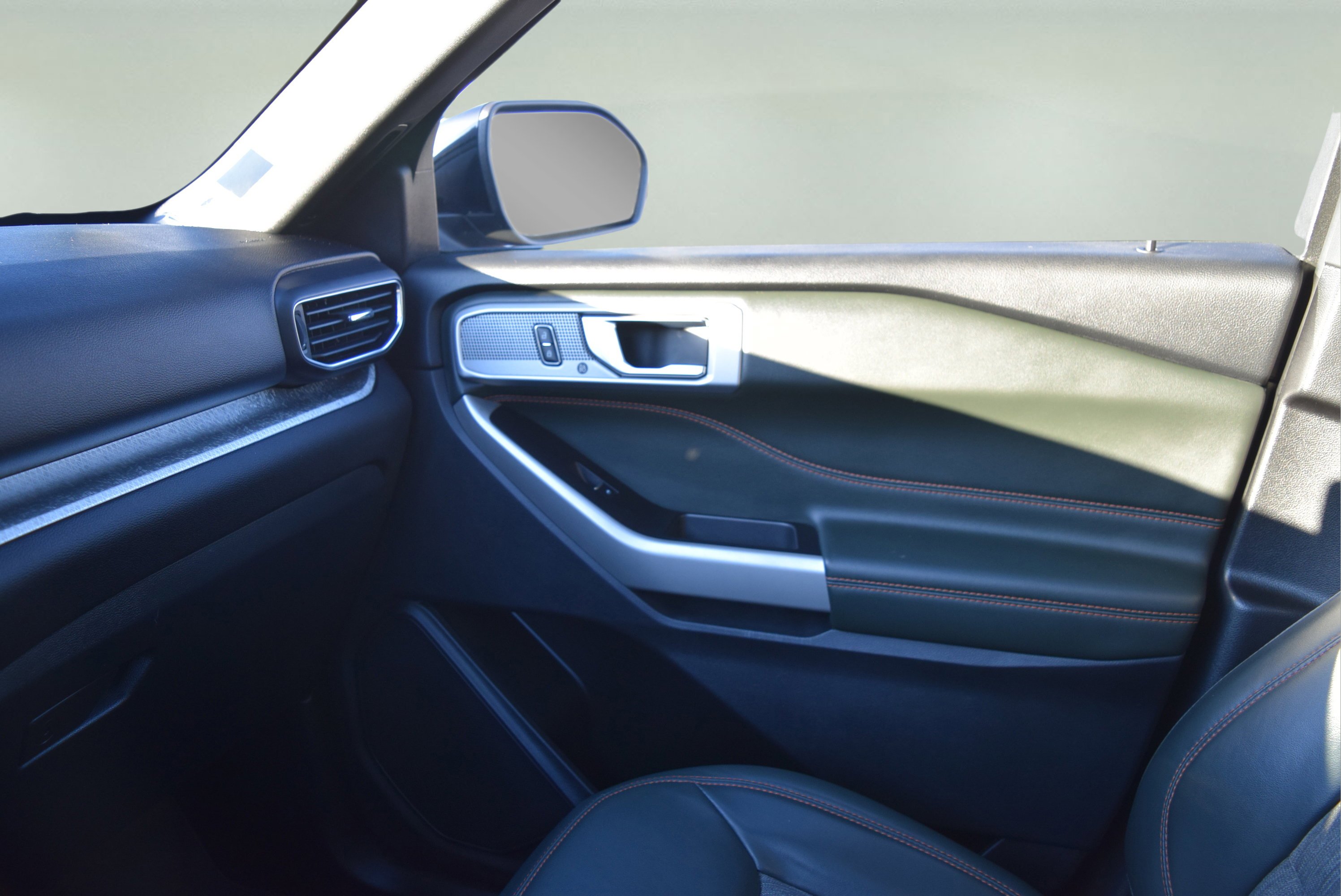 Certified 2022 Ford Explorer Timberline w/ Timberline Technology Package image 17