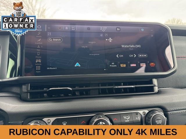 Used 2025 Jeep Gladiator Rubicon w/ Technology Group image 15