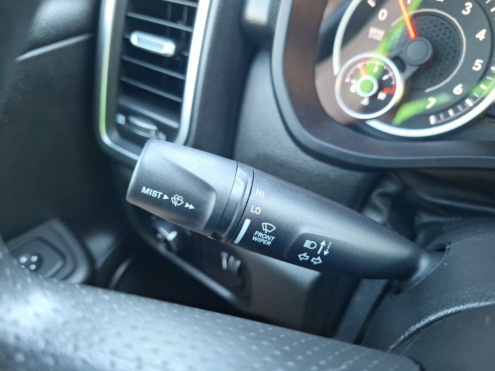 Used 2026 RAM 1500 Express AWD/4WD image 22