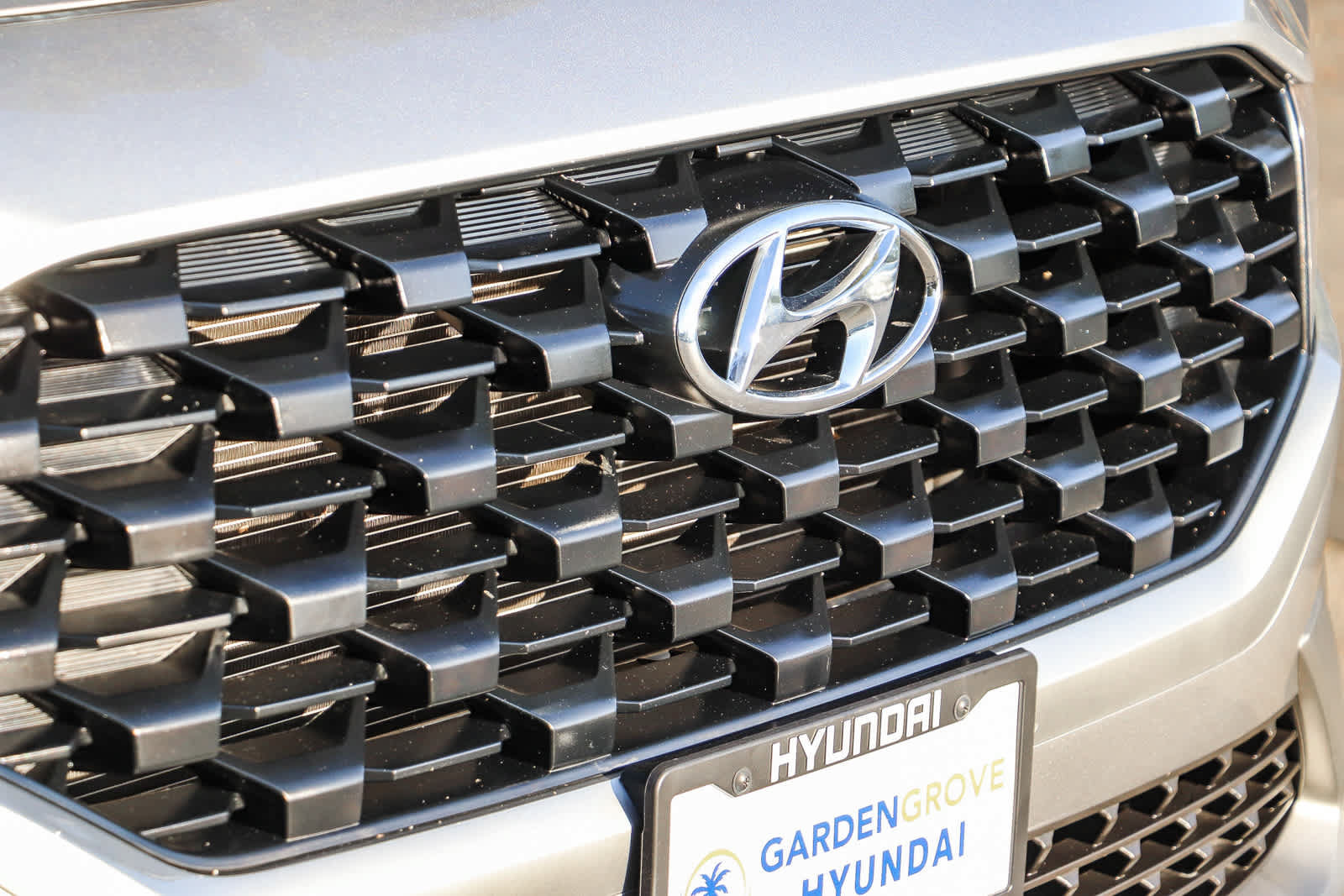Used 2023 Hyundai Santa Fe SEL FWD image 5