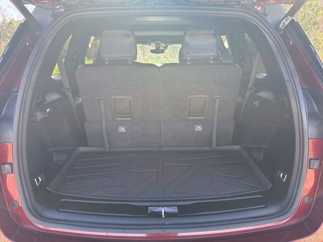 Used 2024 Jeep Grand Cherokee L Altitude image 10