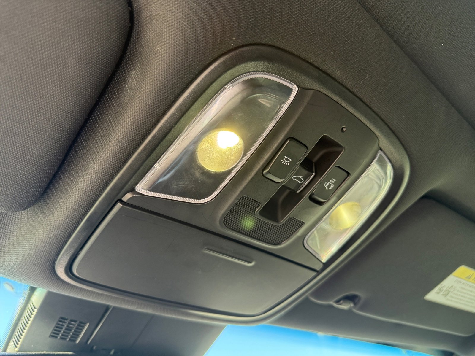 Used 2020 Kia Stinger GT1 image 22