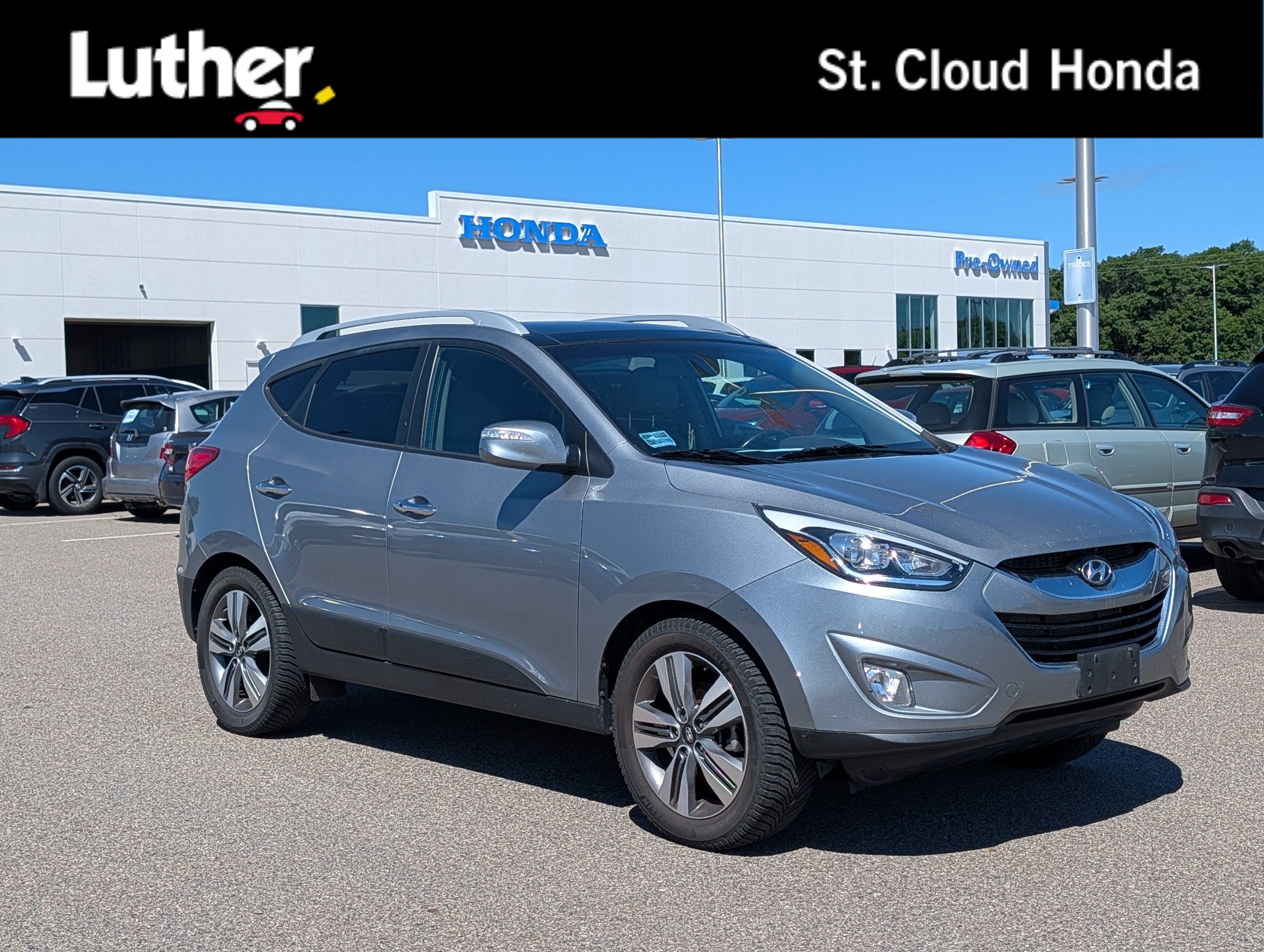 Used 2015 Hyundai Tucson Limited w/ Option Group 03