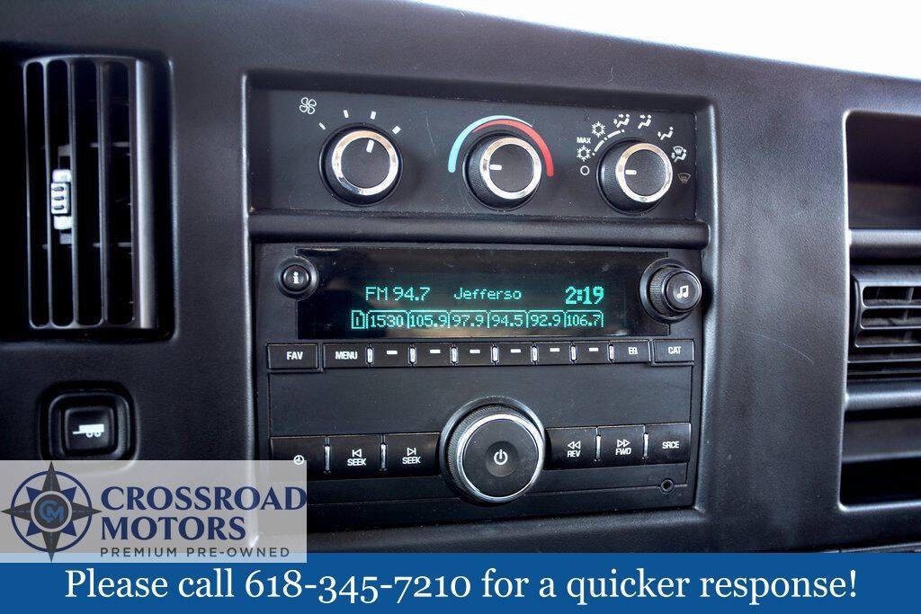 Used 2016 Chevrolet Express 2500 RWD image 26