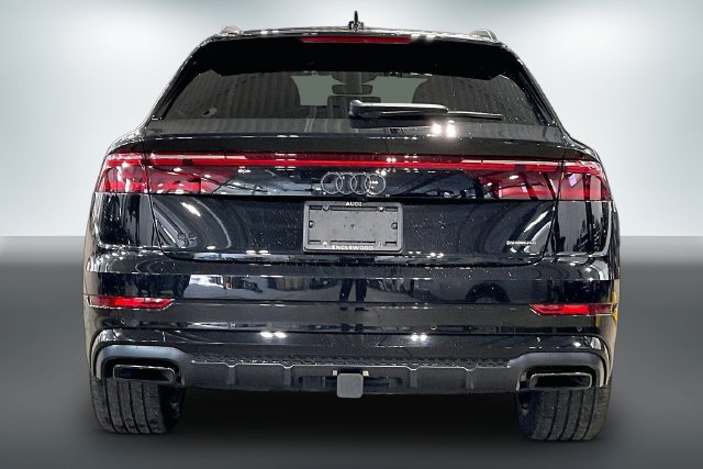 Certified 2025 Audi Q8 Prestige AWD/4WD image 4