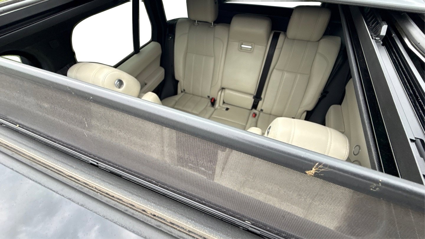 Used 2016 Land Rover Range Rover HSE AWD/4WD image 18