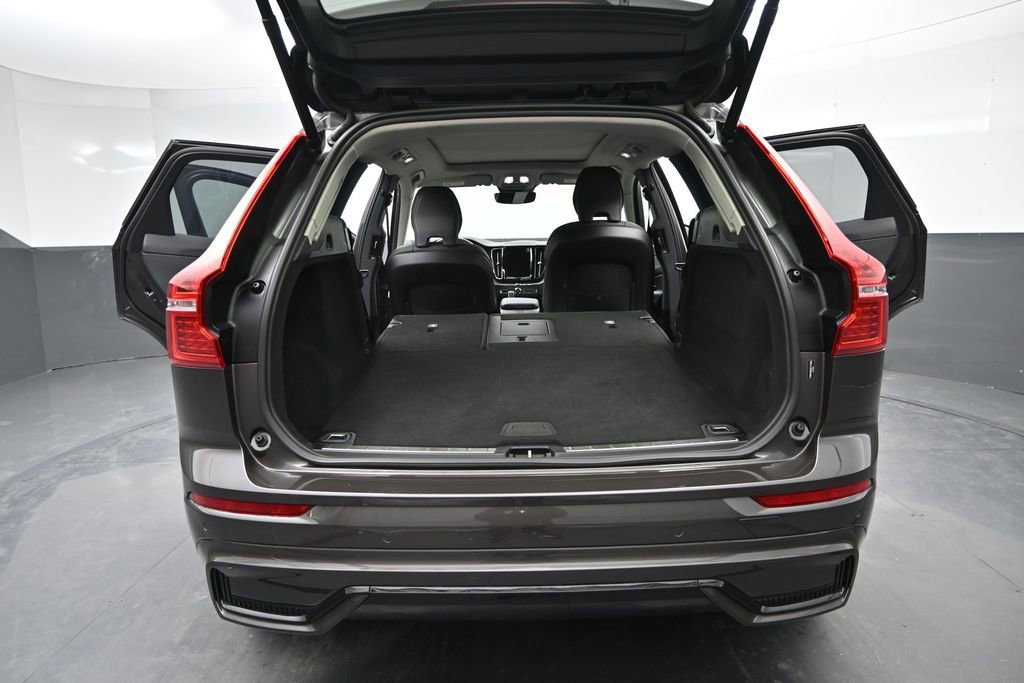 Used 2025 Volvo XC60 B5 Plus w/ Climate Package AWD/4WD image 20