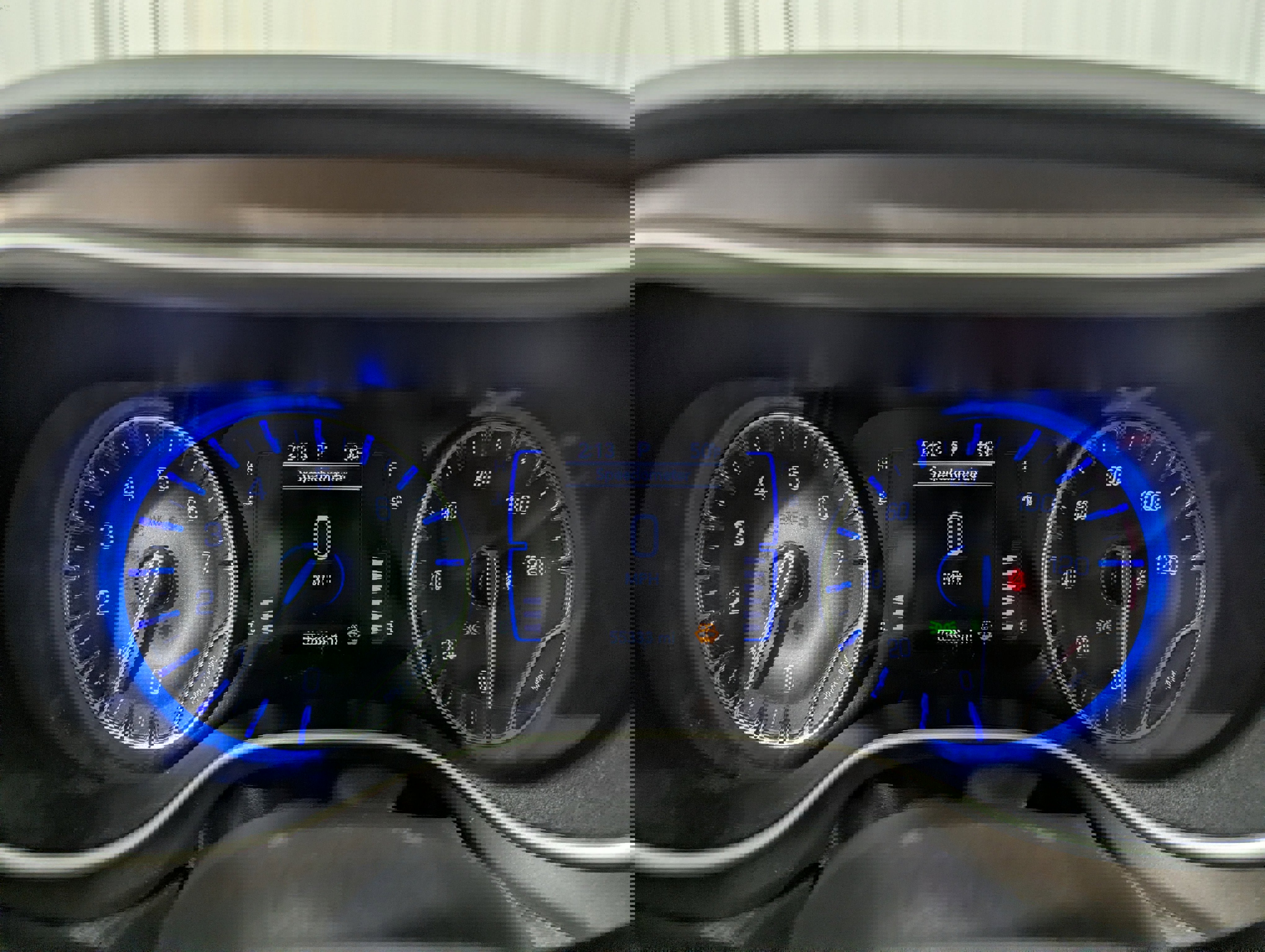 Used 2023 Chrysler Voyager LX image 19