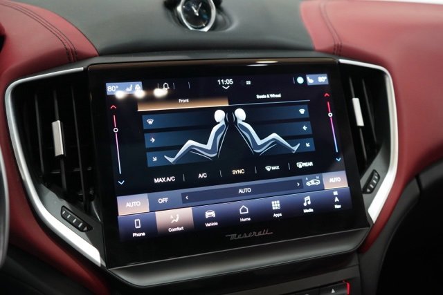 Used 2022 Maserati Ghibli Trofeo image 26