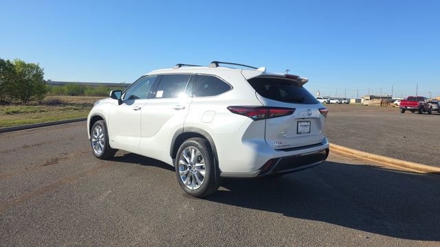 New 2026 Toyota Highlander Limited AWD/4WD image 8