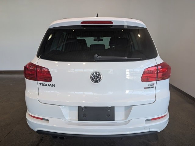 Used 2017 Volkswagen Tiguan Sport image 4