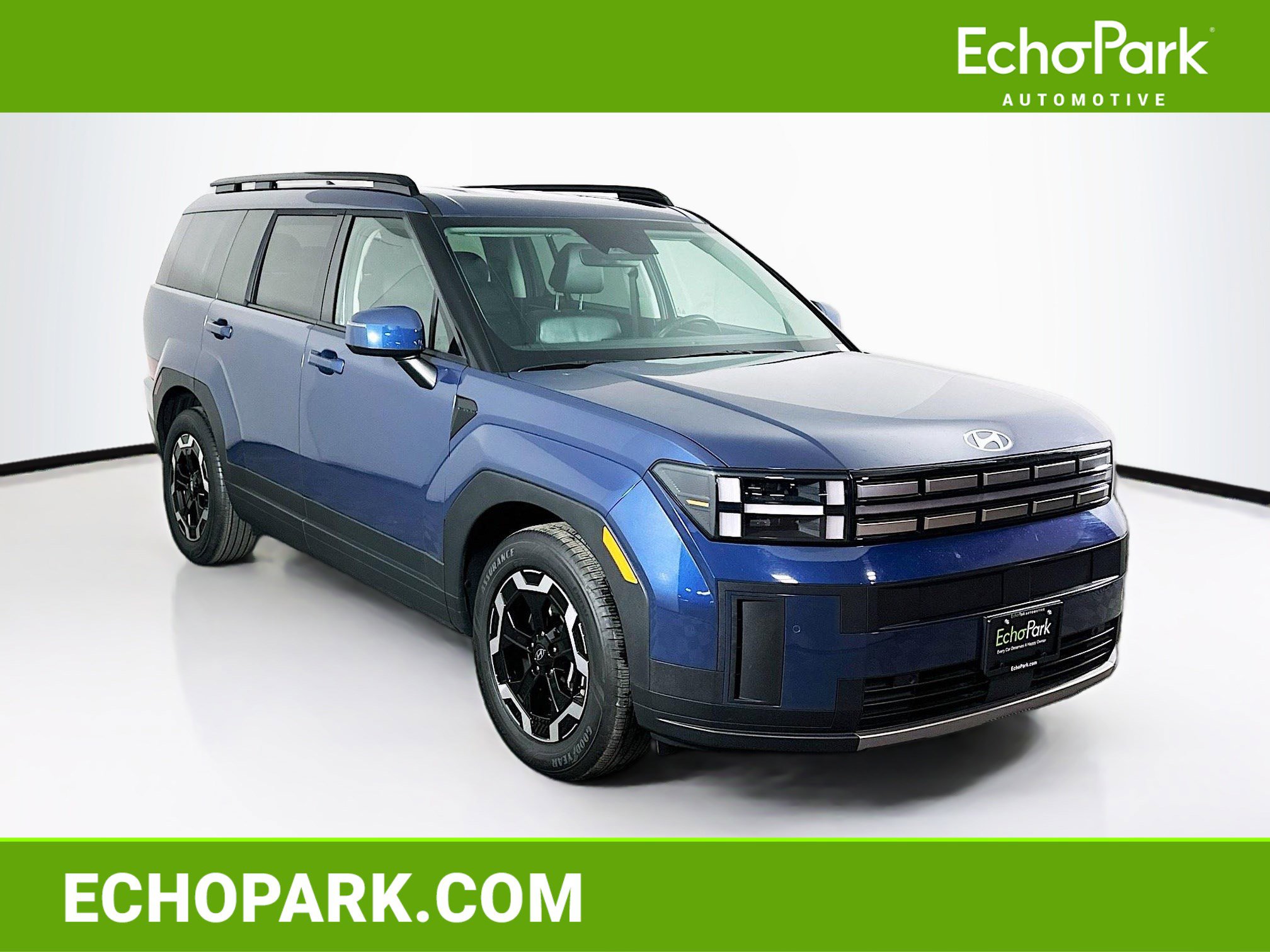 Used 2025 Hyundai Santa Fe SEL image 1